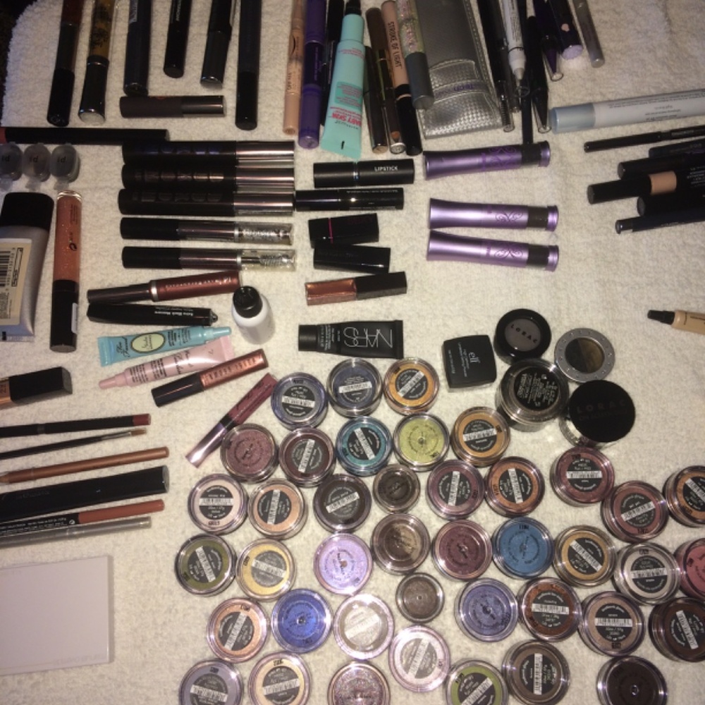 Makeup collection! - Picture 14 of 16